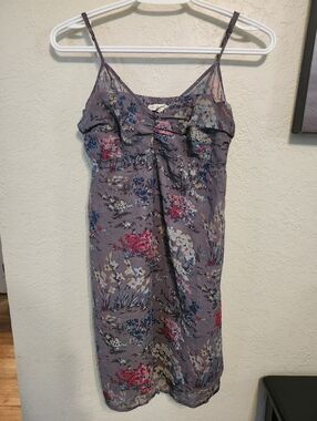 American Eagle Floral Spaghetti Strap Mini Dress in Lavender Gray Size 4